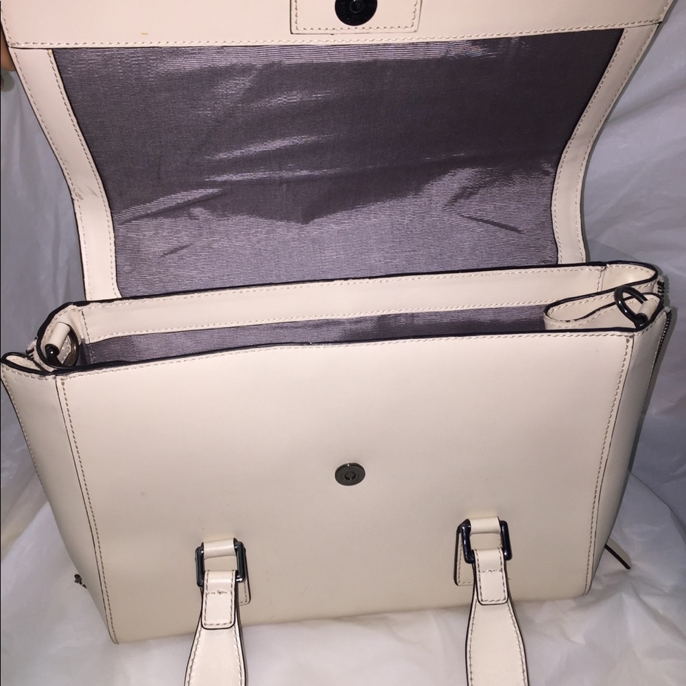 BCBGMAXAZRIA CREAM LEATHER BAG - Picture 5 of 7